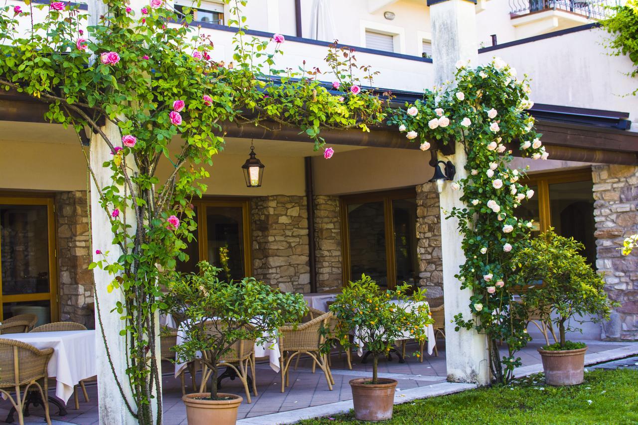 Hotel Belvedere Torri Del Benaco Buitenkant foto