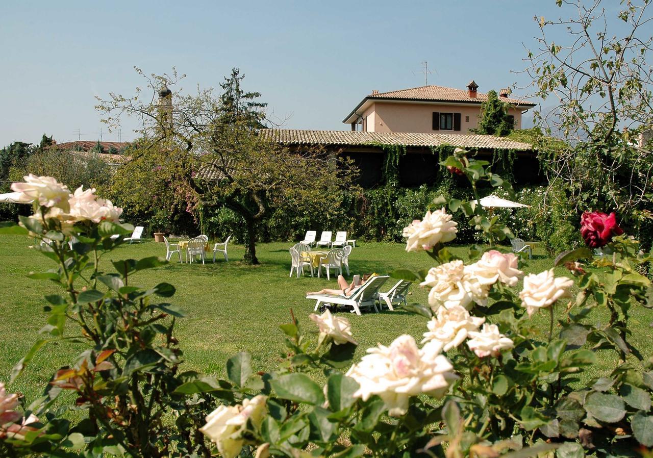 Hotel Belvedere Torri Del Benaco Buitenkant foto