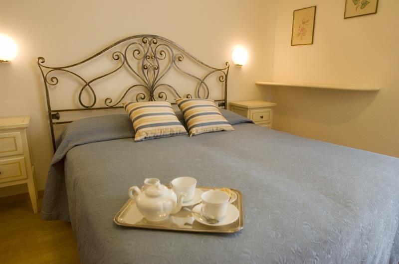 Hotel Belvedere Torri Del Benaco Buitenkant foto